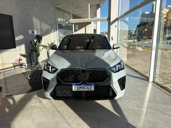 BMW X2 2.0 TURBO GASOLINA XDRIVE20I M SPORT STEPTRONIC BMW X2 2.0 TURBO GASOLINA XDRIVE20I M SPORT STEPTRONIC